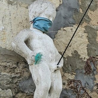 Petit bras pisse-trois-gouttes