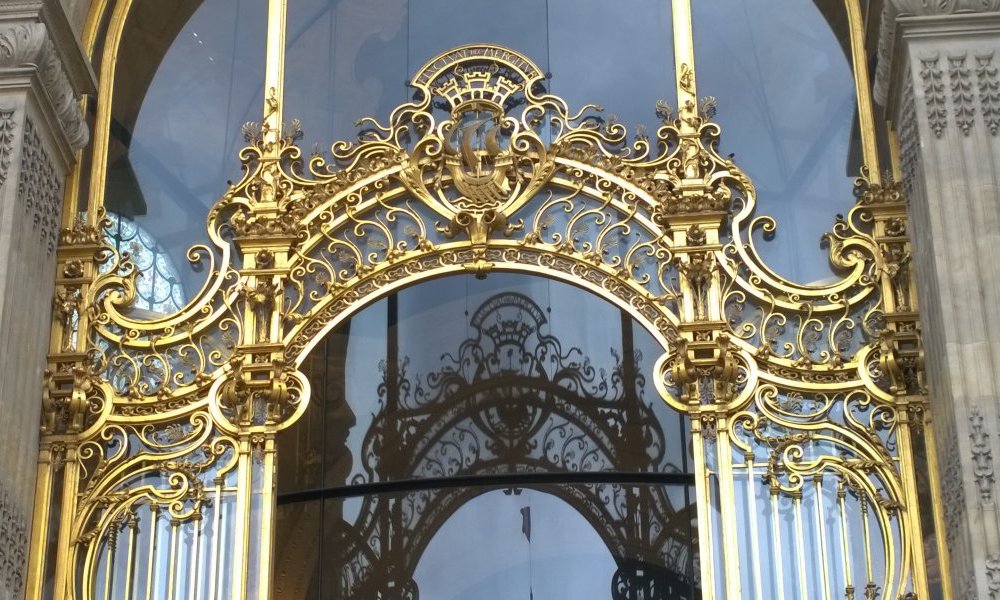 Détenteur d'office