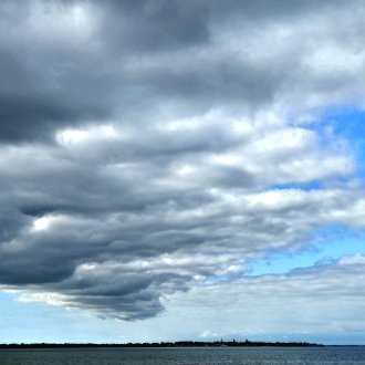 De l'aube à midi sur la mer