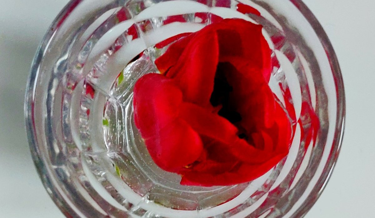 Et de cent autres superfluités périssables