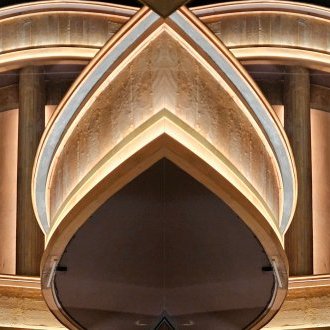 Fluctuat nec mergitur
