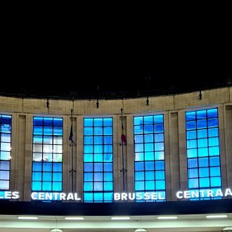 Centre d'un phénomène ondulatoire étendu