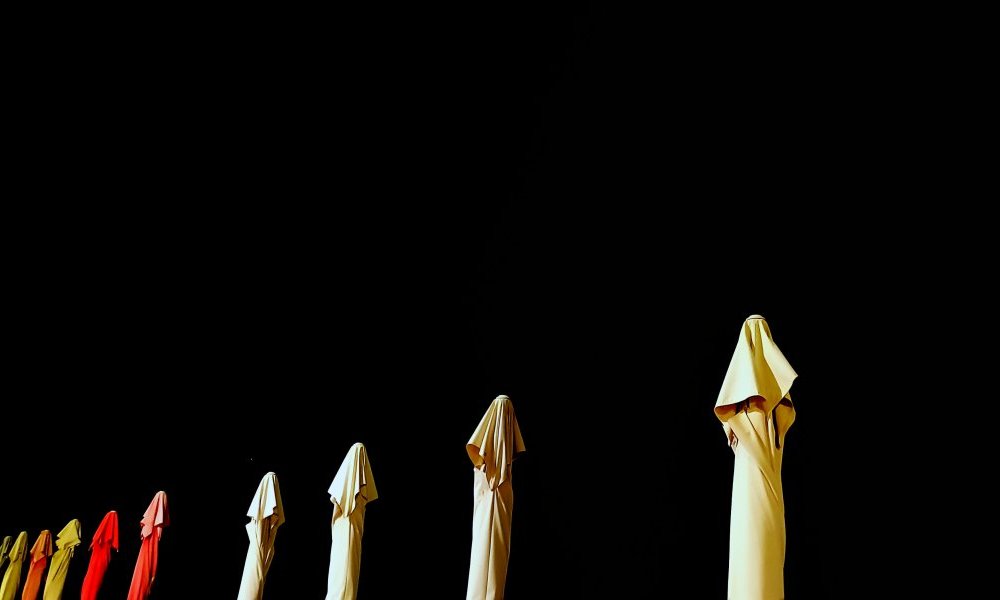 Une forme d'affectation goguenarde