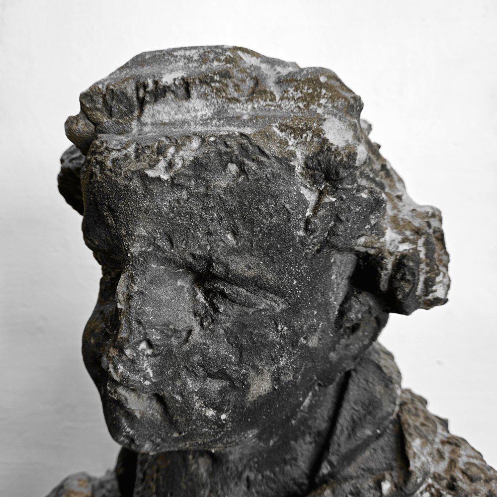 Hésitation, dégoût, regret, remord, résignation, furie