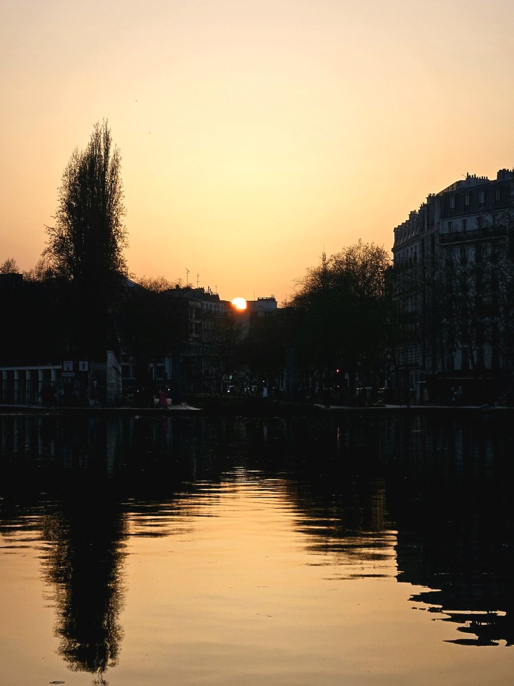 On vit une époque formidable