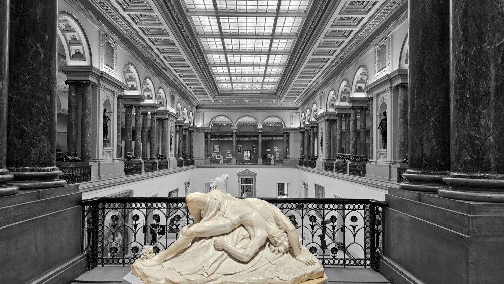 Une sculpture peut-elle être amorphe ?