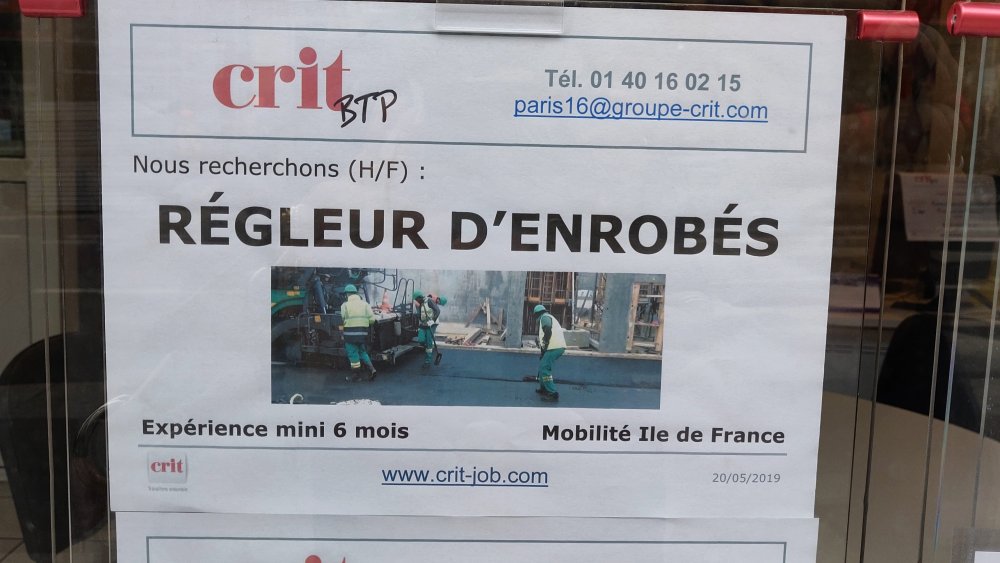 Régleur d'enrobés