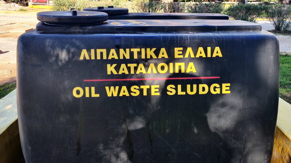Oil waste sludge