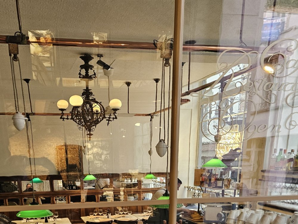 Royal au bar