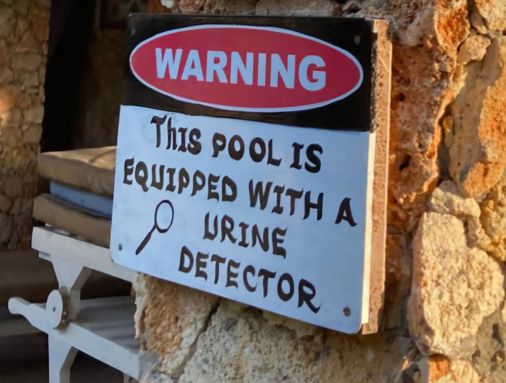 This pool is equipped with a urine detector