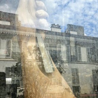 Tel fiert au mur qui n'abat l'aistre