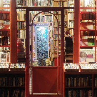 Fiction abracadabrante et invérifiable